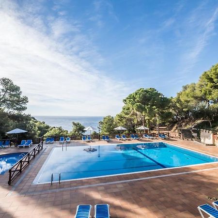 Camping Sunissim Cala Llevado 4 By Locatour Hotel Тоса де Мар Екстериор снимка