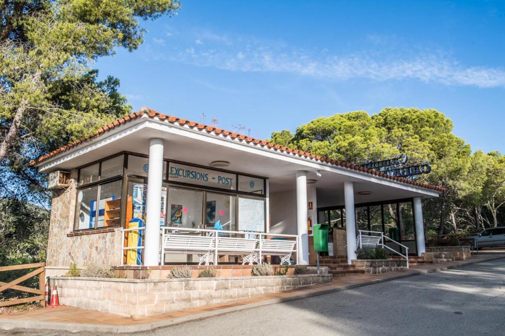 Camping Sunissim Cala Llevado 4 By Locatour Hotel Тоса де Мар Екстериор снимка